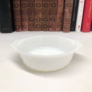 ANCHOR Hocking Vintage Fire King Swirl Individual Casserole/Desert Dish 1960s